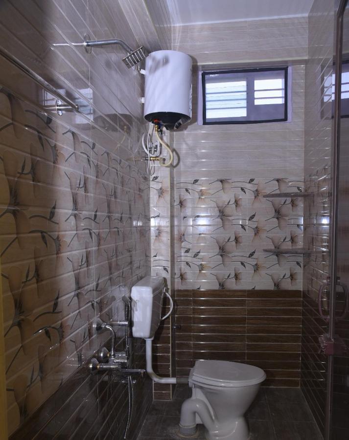 Four Seasons Home Stay Tirupati Exterior foto
